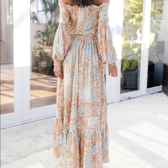 LAUV MAYA OFF SHOULDER MAXI DRESS JAASE BOUTIQUE - Picture 7 of 8